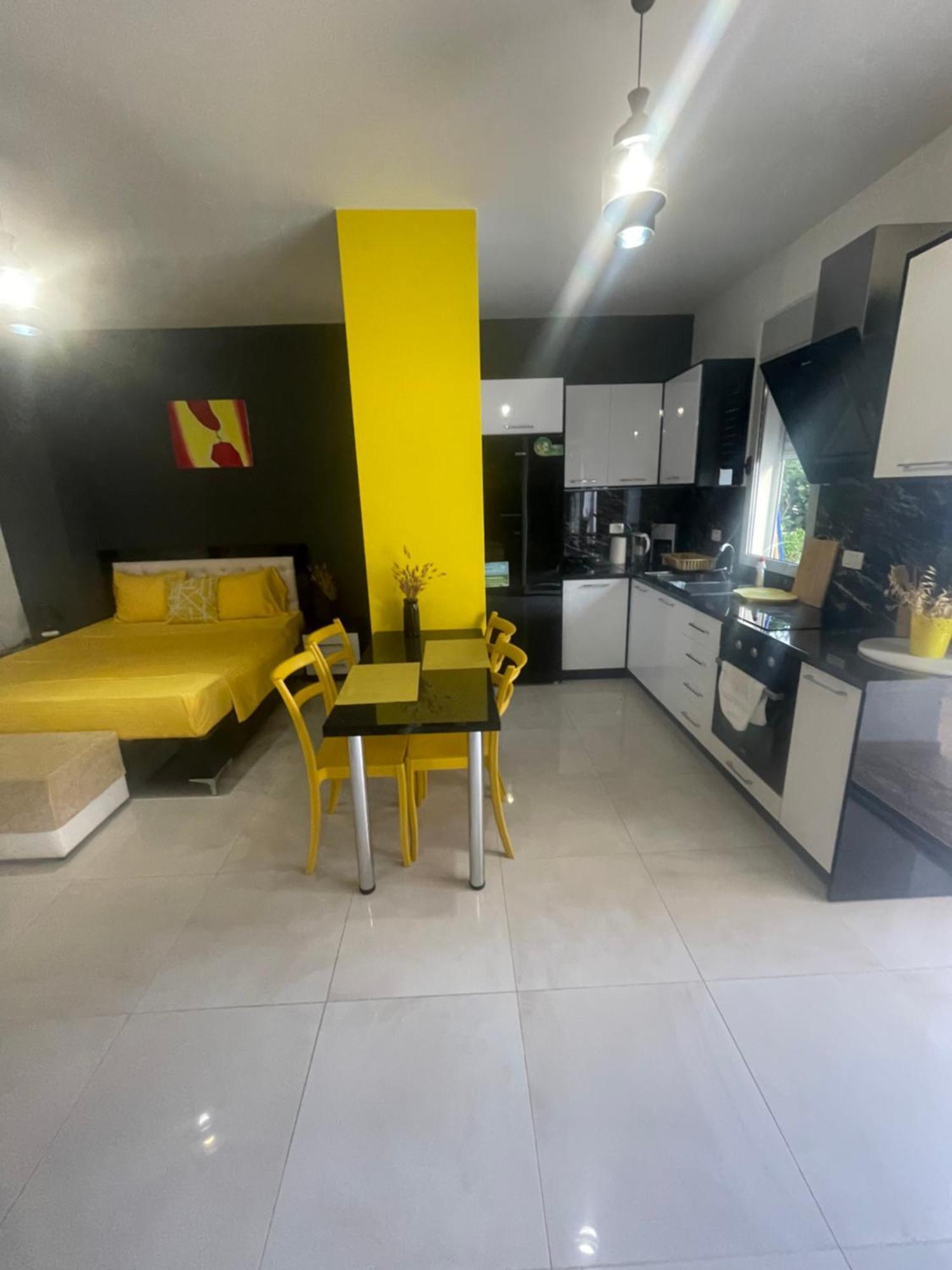 Marsela Gurma Apartments Sarandë Exteriér fotografie
